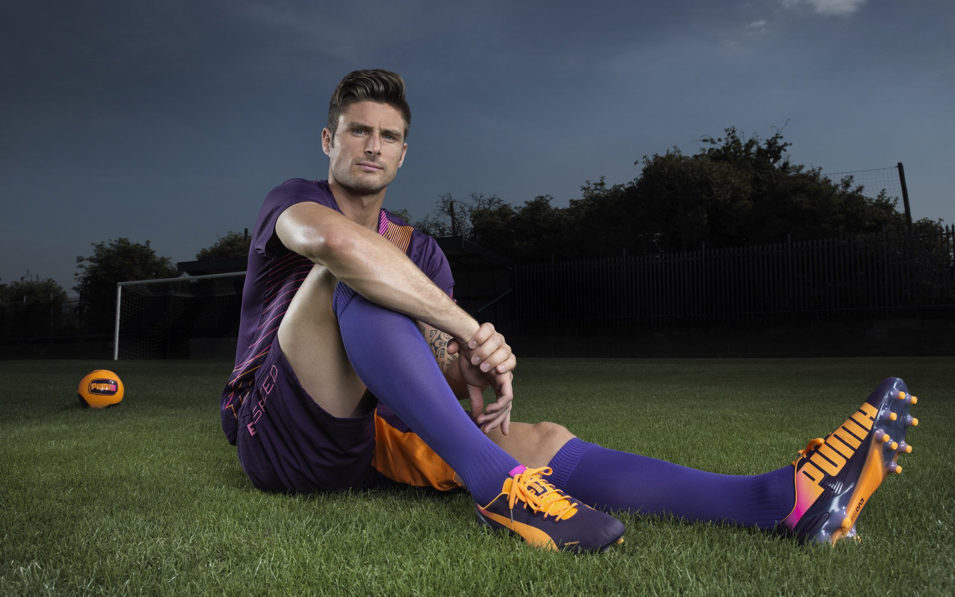 国足前腰角色转换数据观察,足坛前腰